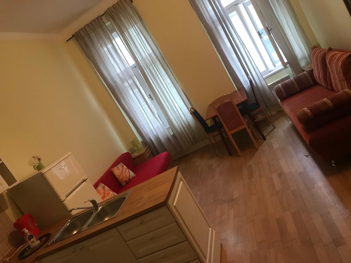 Blahnikova Aparthotel Praga Zewnętrze zdjęcie