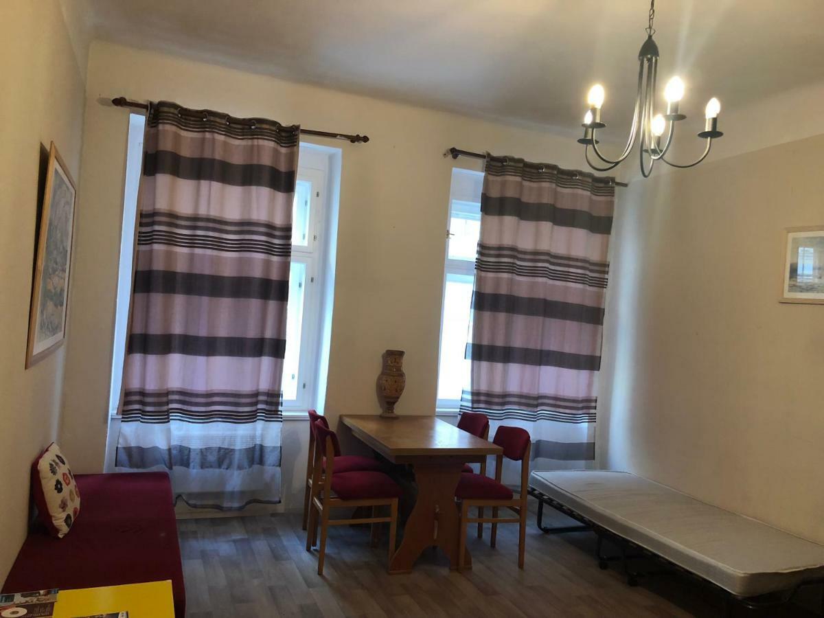 Blahnikova Aparthotel Praga Zewnętrze zdjęcie